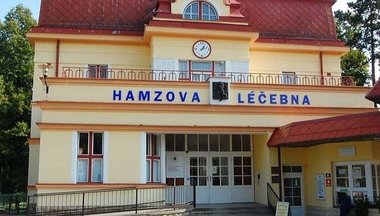 Odjezd na rehabilitace do Hamzovy léčebny Odjezd na rehabilitace do Hamzovy léčebny