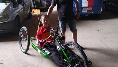 Zkouška Handbiku v Praze- díky organizaci Černí koně. Zkouška Handbiku v Praze- díky organizaci Černí koně.